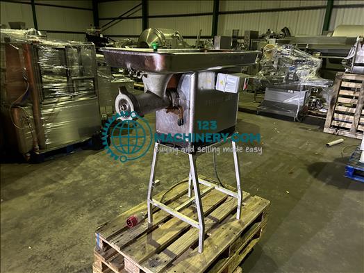 Show advert Butcher Boy TCA32 Mincer