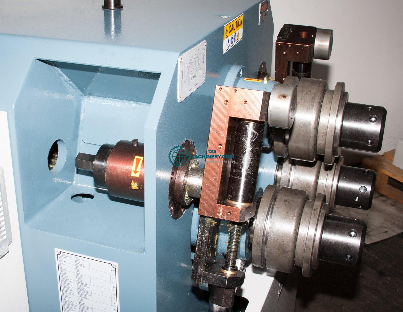 Inserat anzeigen Profilbiegemaschine mit hydraulischer Walzenzustellung HESSE