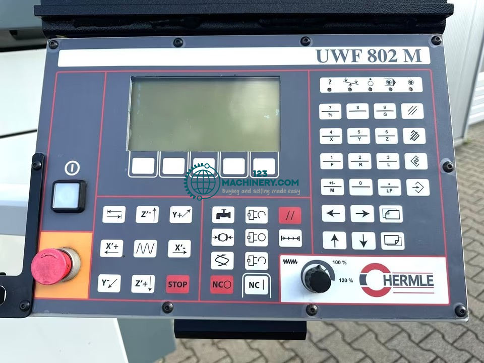 Universalfräsmaschine HERMLE UWF 802 M mit Streckensteuerung