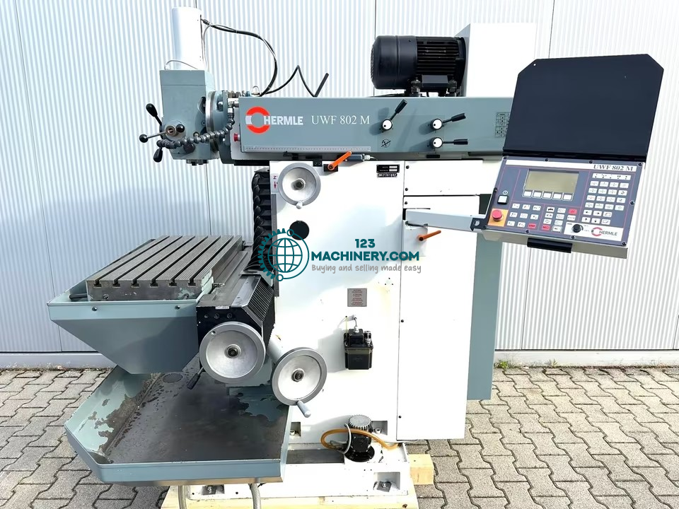 Universalfräsmaschine HERMLE UWF 802 M mit Streckensteuerung