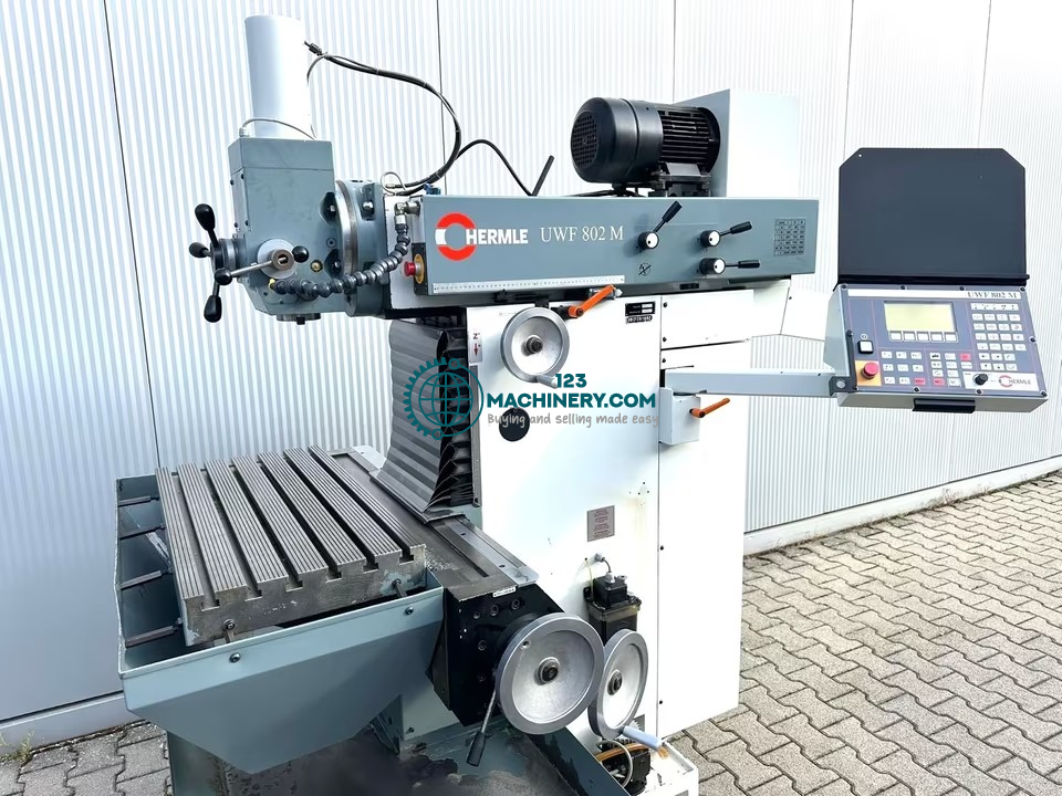 Universalfräsmaschine HERMLE UWF 802 M mit Streckensteuerung