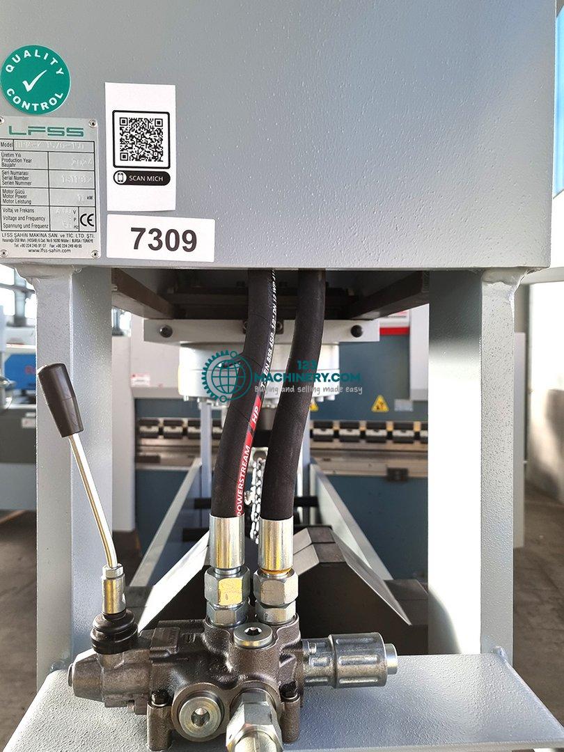 Hydraulic workshop press HESSE by LFSS DPM-K 1570-