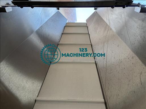 Show advert Aylesbury Automation Flighted elevator conveyor