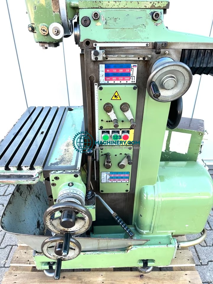 Macmon M100 Universalfräsmaschine mit Vertikalkopf