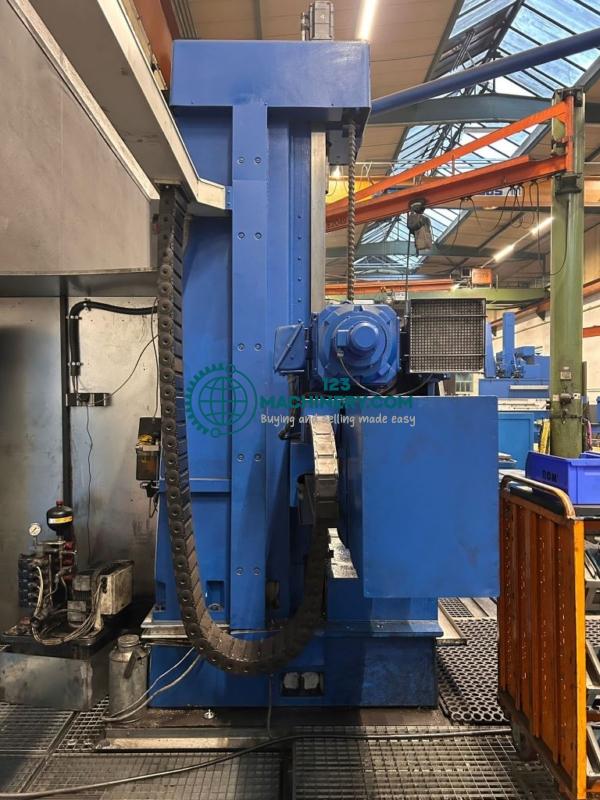 Toon advertentie Tischbohrwerk