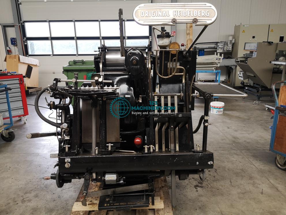 Показывать рекламу Высечка