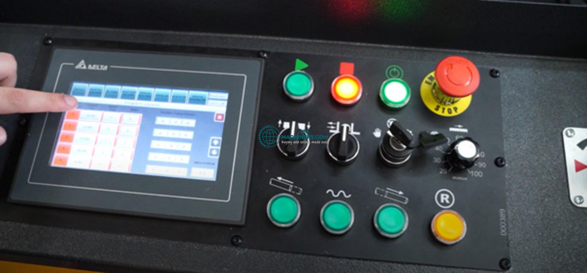 Afficher l`annonce Fully automatic band saw HESSE by BEKA-MAK BMSO 32