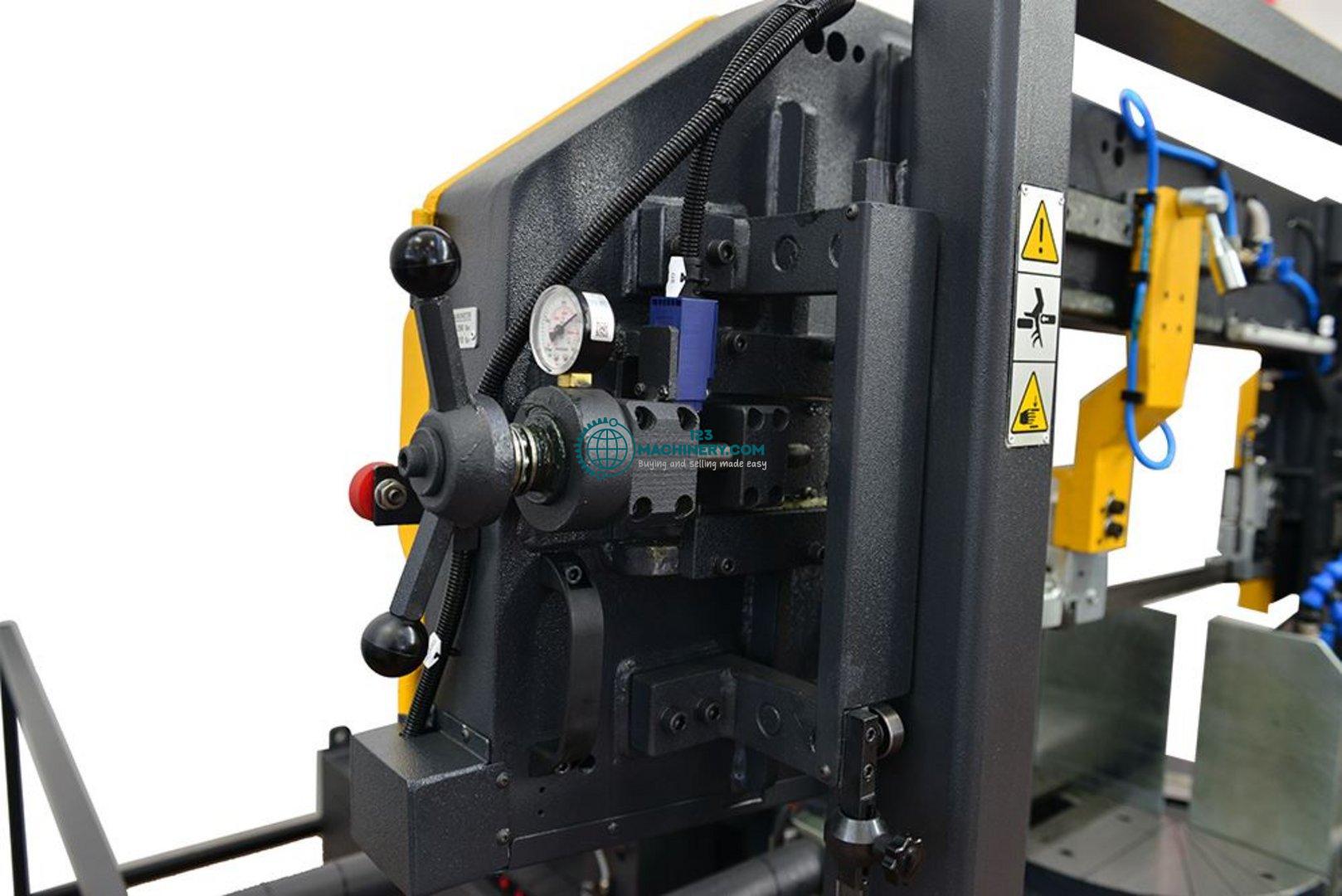 Fully automatic band saw HESSE by BEKAMAK BMSO 325 CGH NC