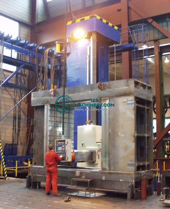 Plattenbohrwerk - Traghülse