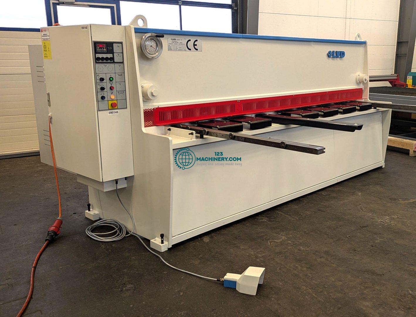 Inserat anzeigen Hydraulische Tafelschere LVD HST-C 31/6