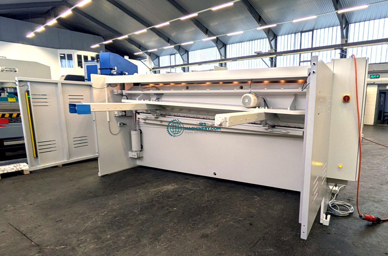 Hydraulic plate shear LVD LVD HST-C 31/6