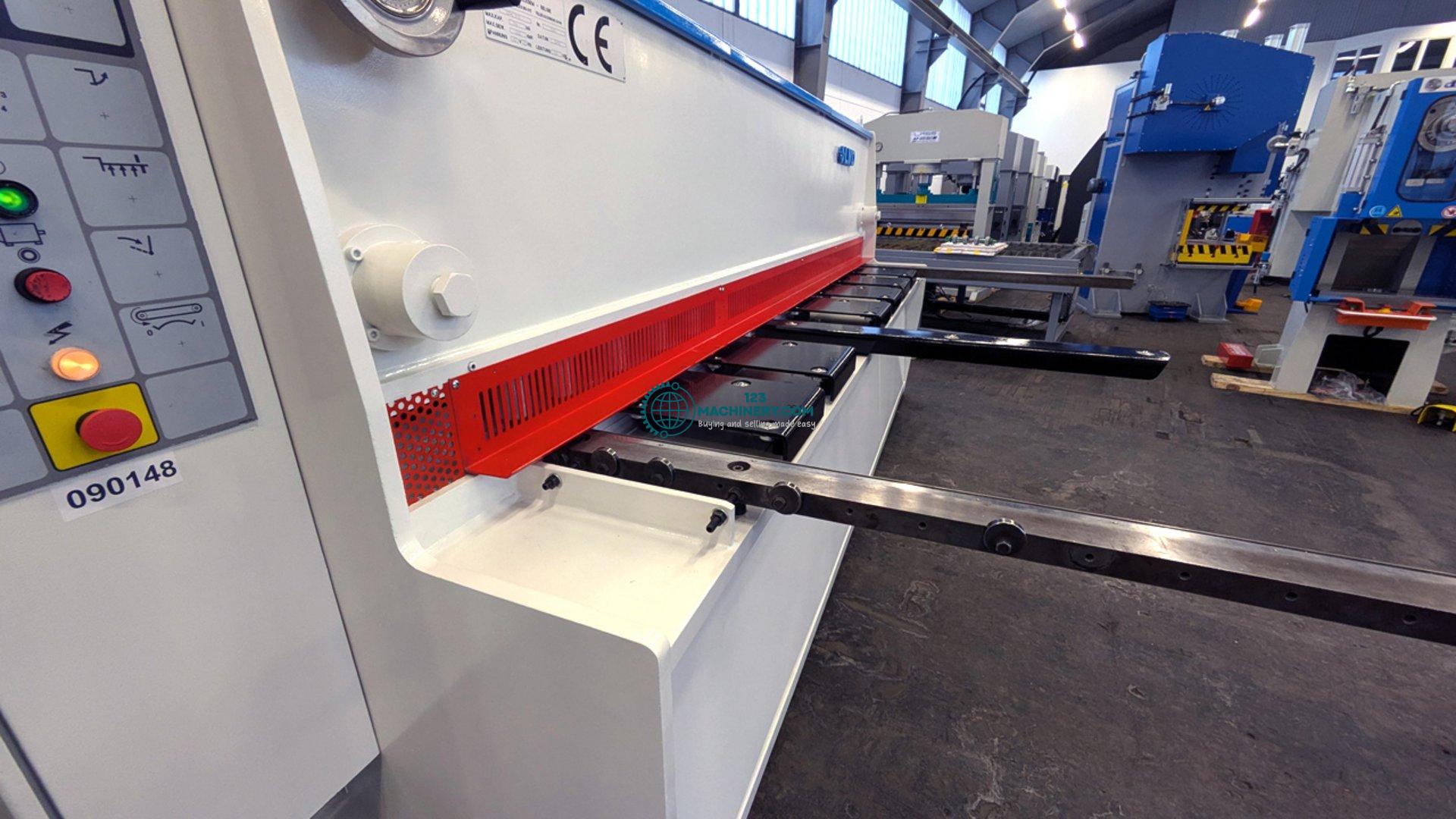 Hydraulic plate shear LVD LVD HST-C 31/6