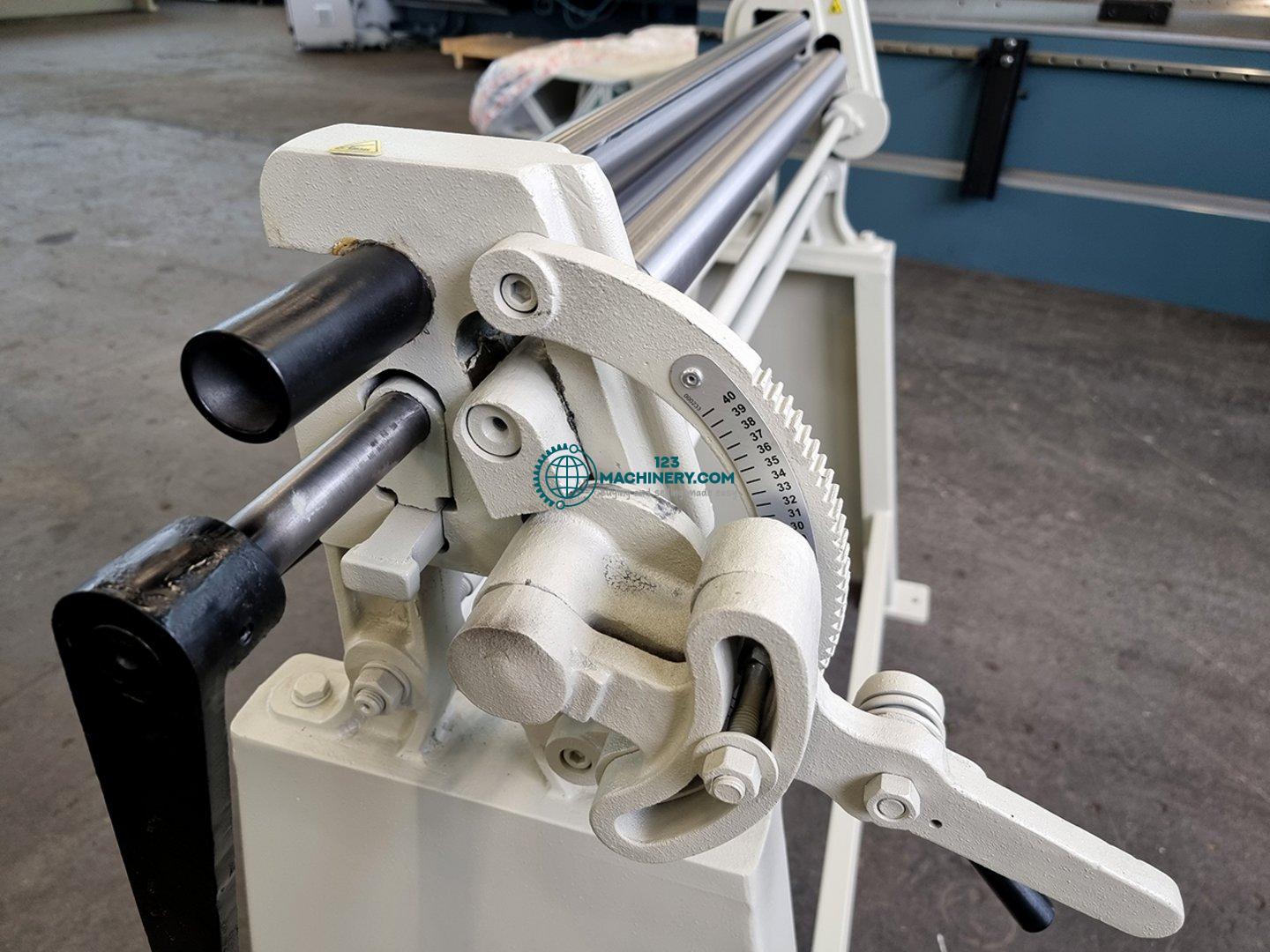 Manual 3-roll plate bending machine HESSE by ISITAN R 1050 x