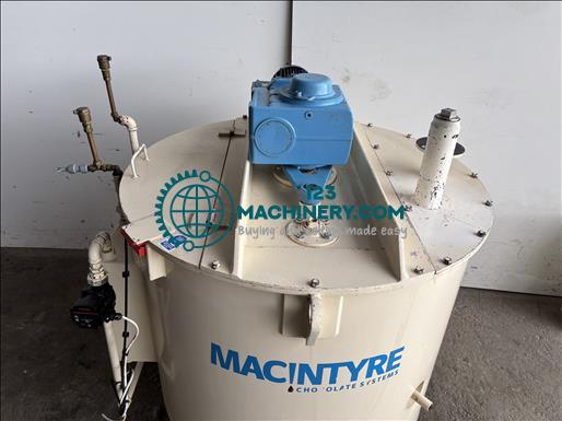 Show advert Macintyre 750Kg Chocolate tank