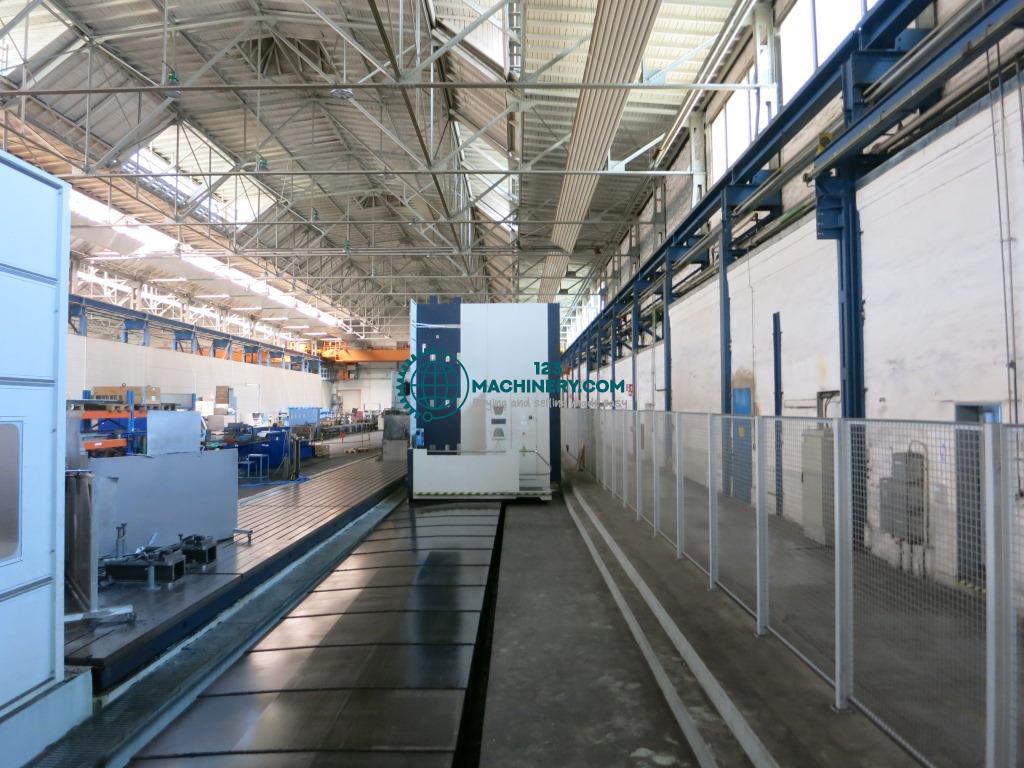 Traveling column milling machine