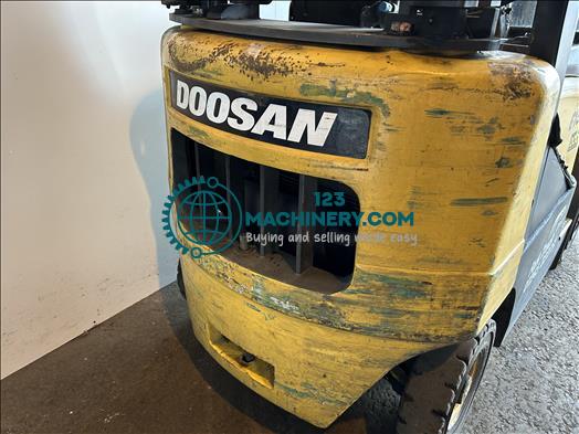 Doosan G15S-2 Forklift truck