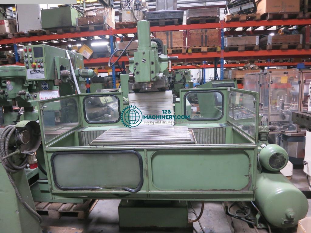 Show advert Universal-Fräs- und Bohrwerk