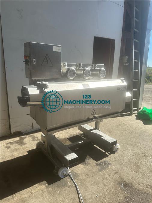 Baader IS609 Descaling machine
