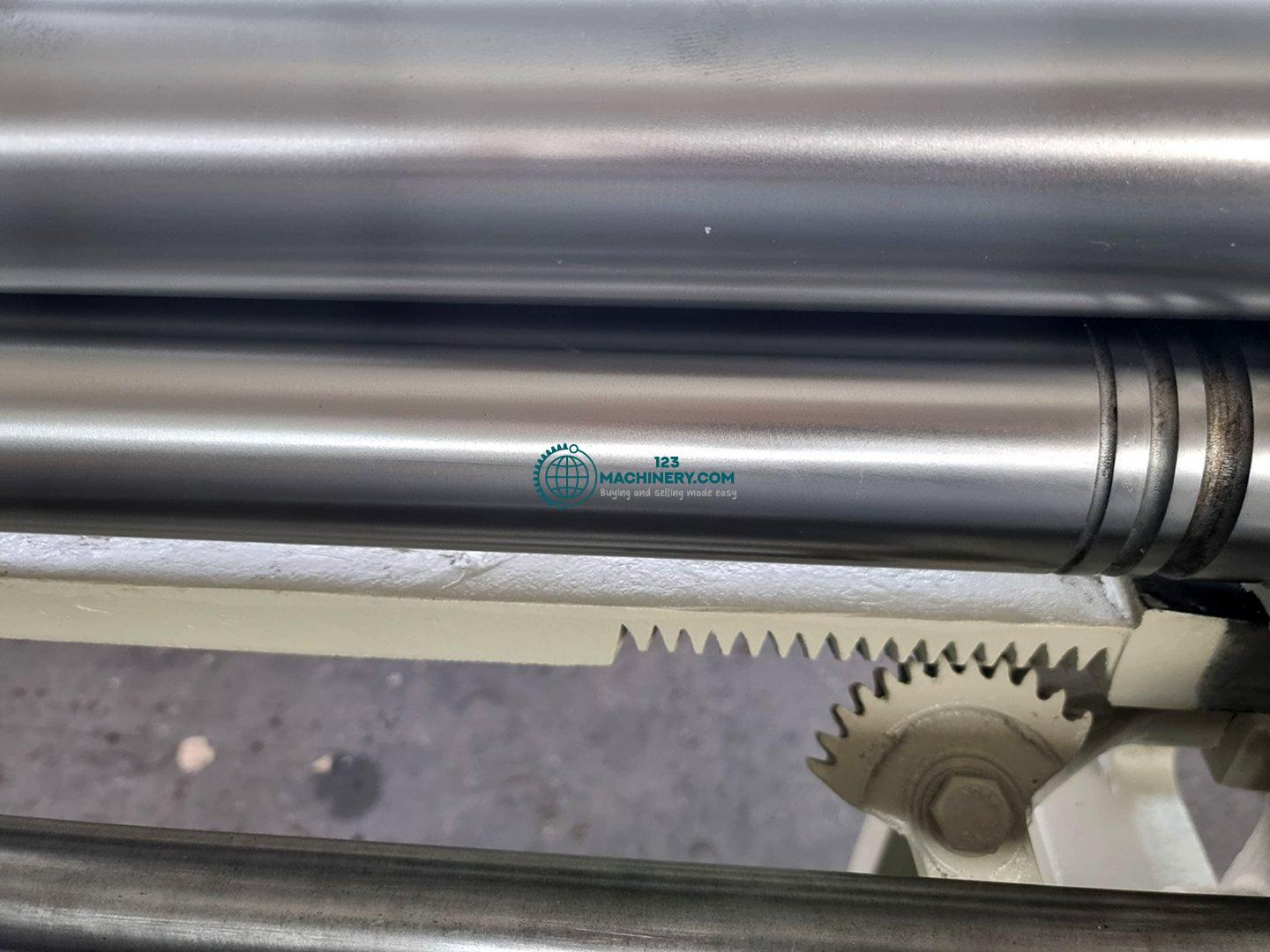 Manual 3-roll plate bending machine HESSE by ISITAN R 1050 x