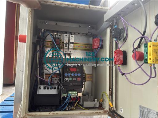 Afficher l`annonce Vulcatech Flighted elevator conveyor