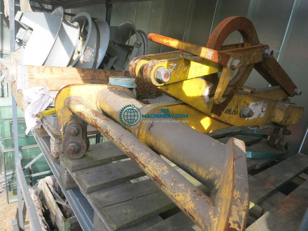 Show advert Lifting tongs - gripper