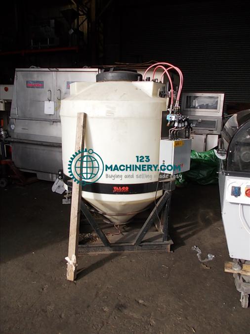 Poly Process 1000L plastic storage vessel in fork 