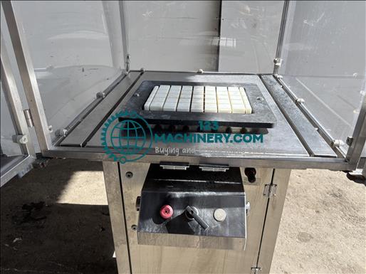 Pokaż ogłoszenie Food Tools 5AFCE Cheese cutter