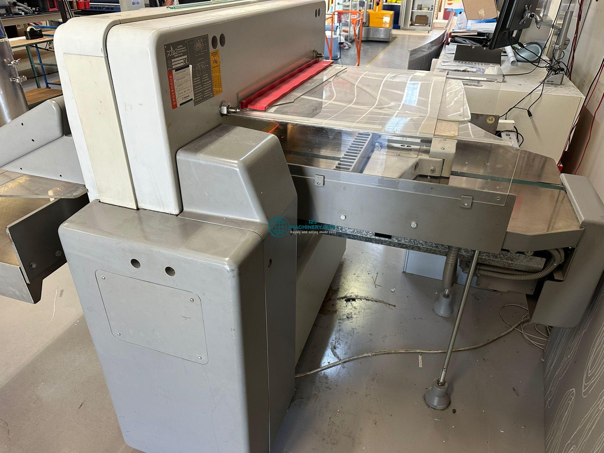 Toon advertentie Papercutter