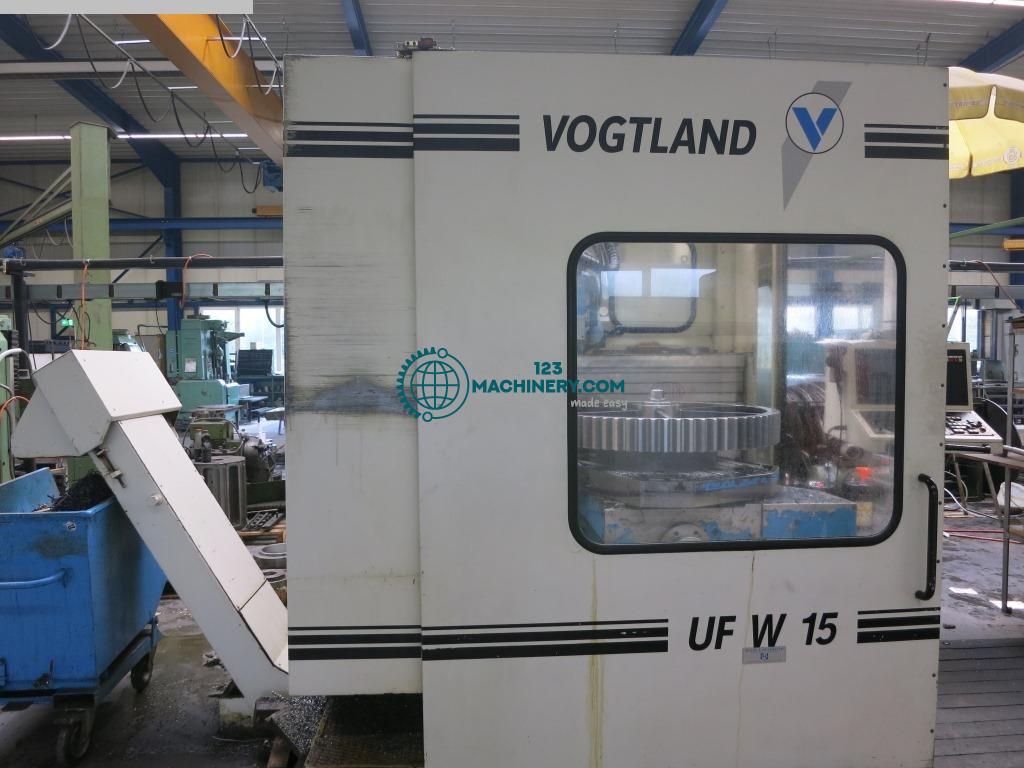 İlanı göster Universal-Fräs- und Bohrwerk