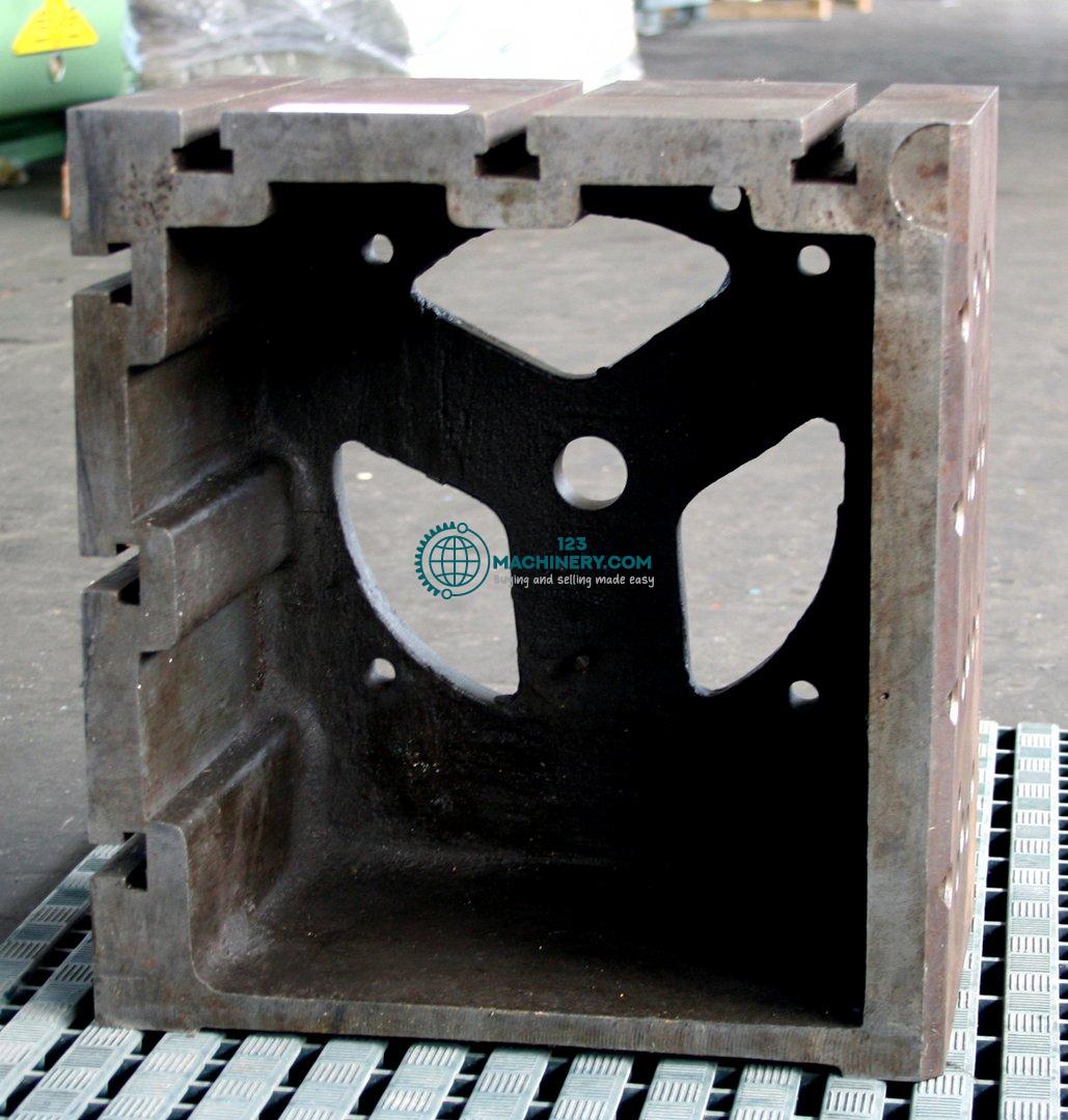 Mostrar anuncio Spare part cube table 420 x 450 x 250