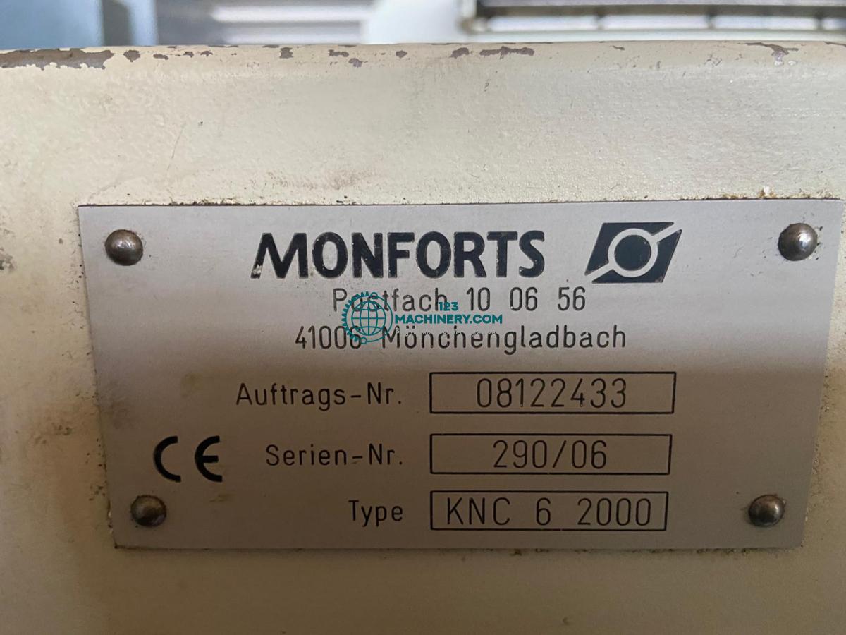 Токарный станок с управлением по циклу