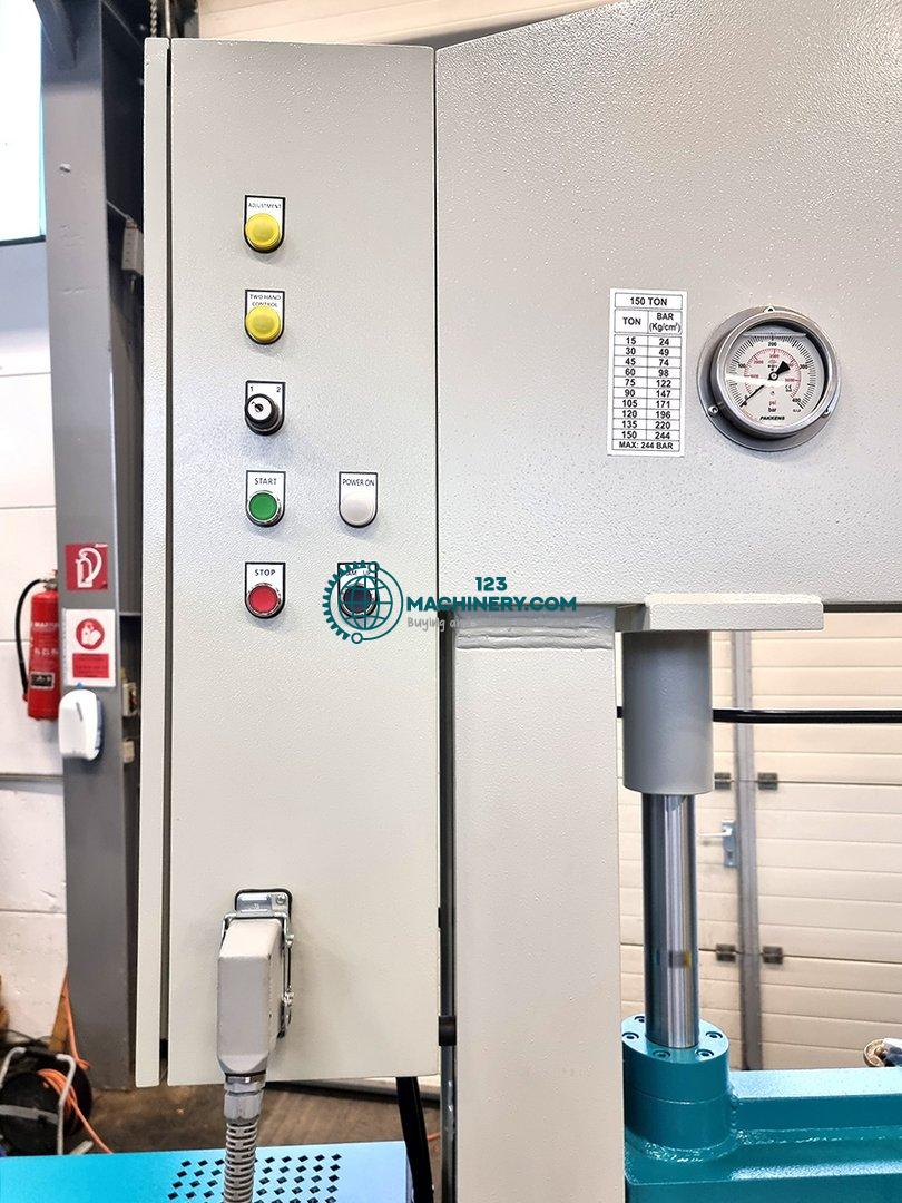 İlanı göster Hydraulic workshop press HESSE by LFSS AT 1520/150