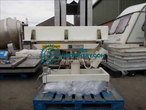 GWA VST 120x1300mm Vibratory conveyor
