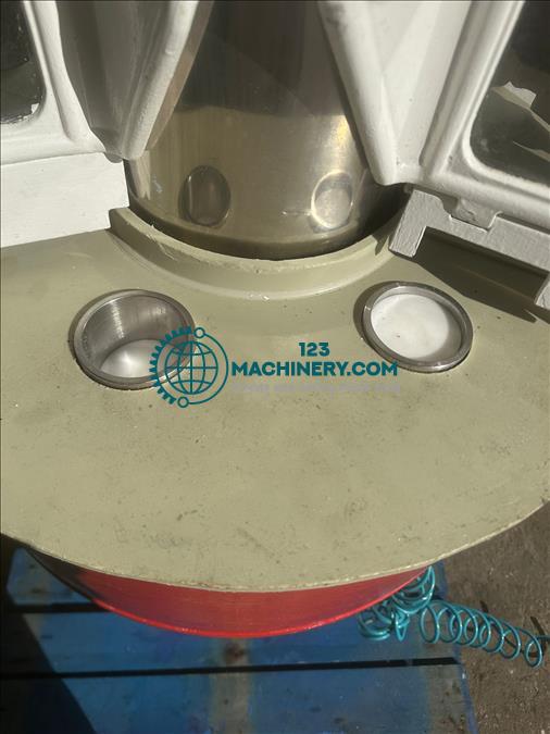 Toon advertentie Camwheat Junior Pie machine