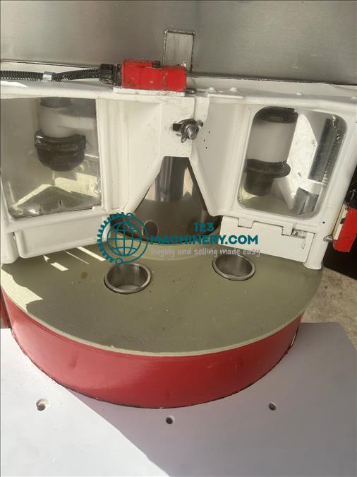 Toon advertentie Camwheat Junior Pie machine