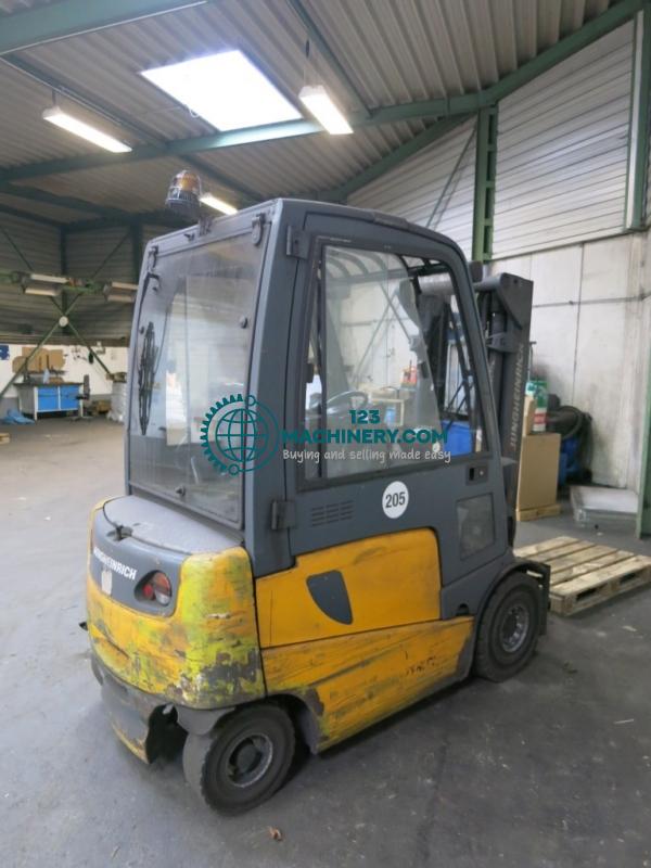 Show advert Forklift - Electric