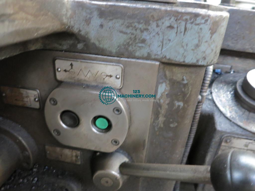 Показывать рекламу Leit- und Zugspindeldrehmaschine