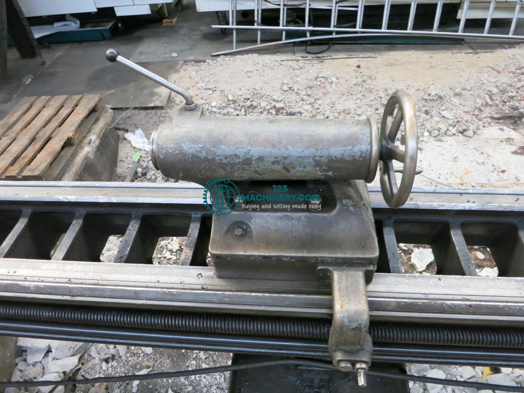 Показывать рекламу Leit- und Zugspindeldrehmaschine