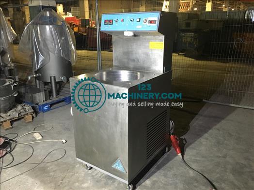 Selmi Ghana top Chocolate melting tank