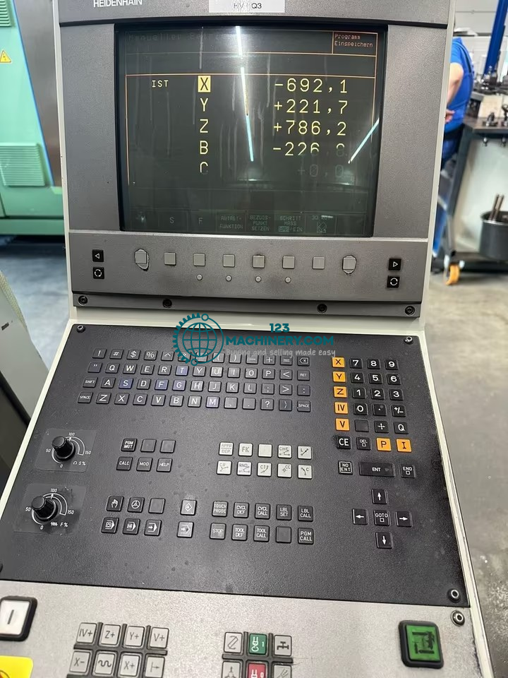 Vertikalbearbeitungszentrum / EUMACH MC 1050 P -CE- Kennung