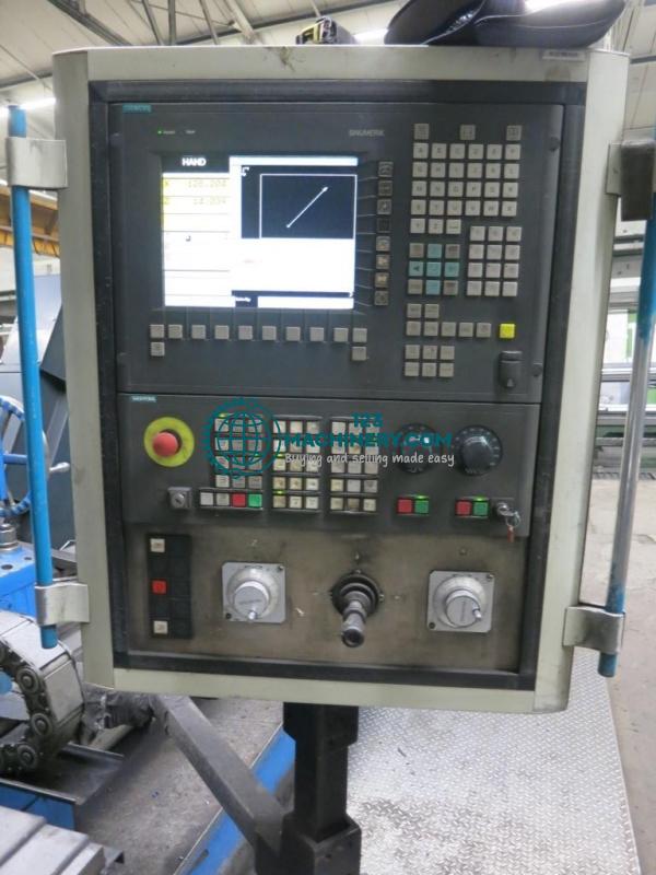 Leit- und Zugspindeldrehmaschine