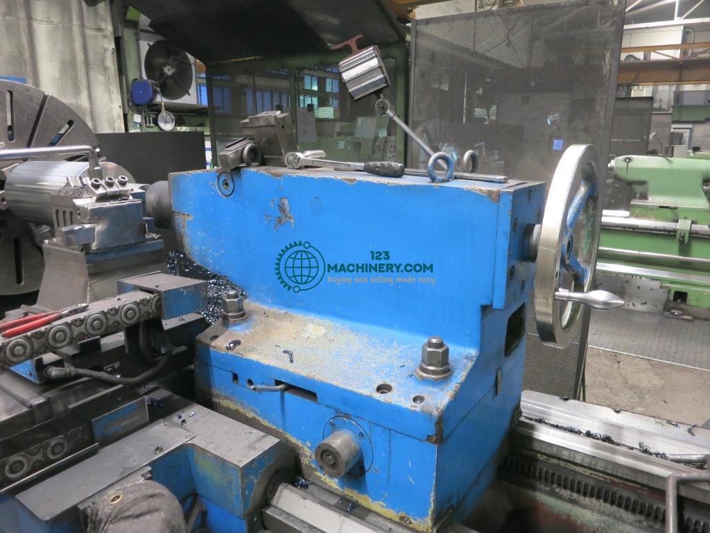 Leit- und Zugspindeldrehmaschine