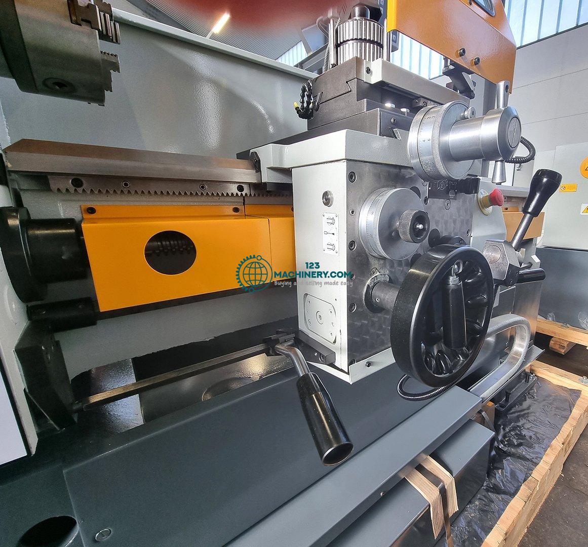 Centre lathe ZMM C 400 TM