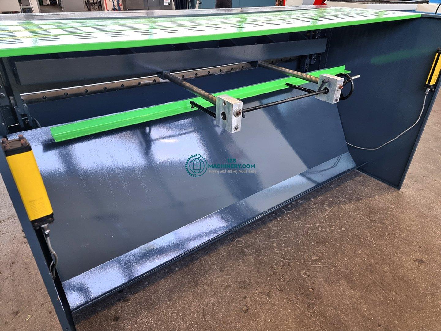 Motorized plate shear HM JBS 2000/3