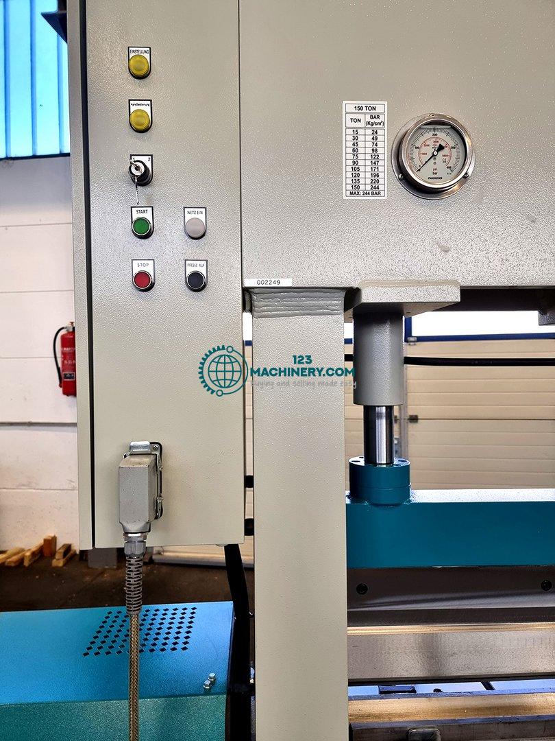 Mostrar anuncio Hydraulic workshop press with bending device HESSE