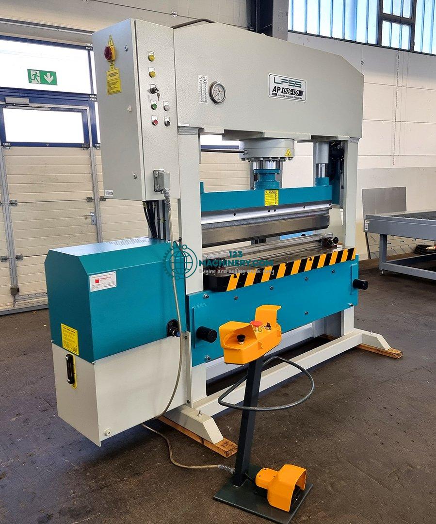 Mostrar anuncio Hydraulic workshop press with bending device HESSE