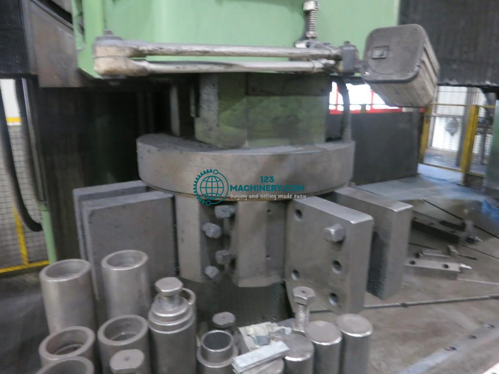 Afficher l`annonce Karusselldrehmaschine - Doppelständer