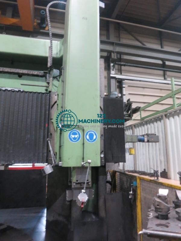 Afficher l`annonce Karusselldrehmaschine - Doppelständer