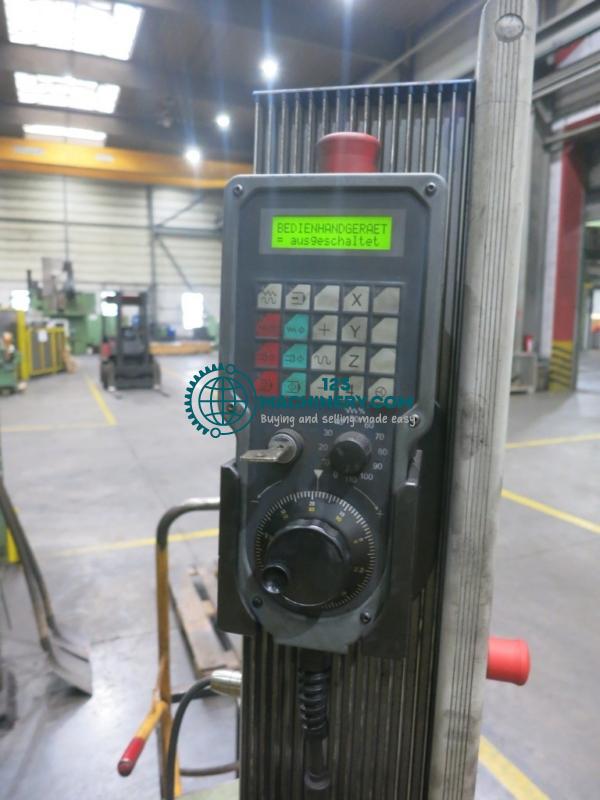 Afficher l`annonce Karusselldrehmaschine - Doppelständer