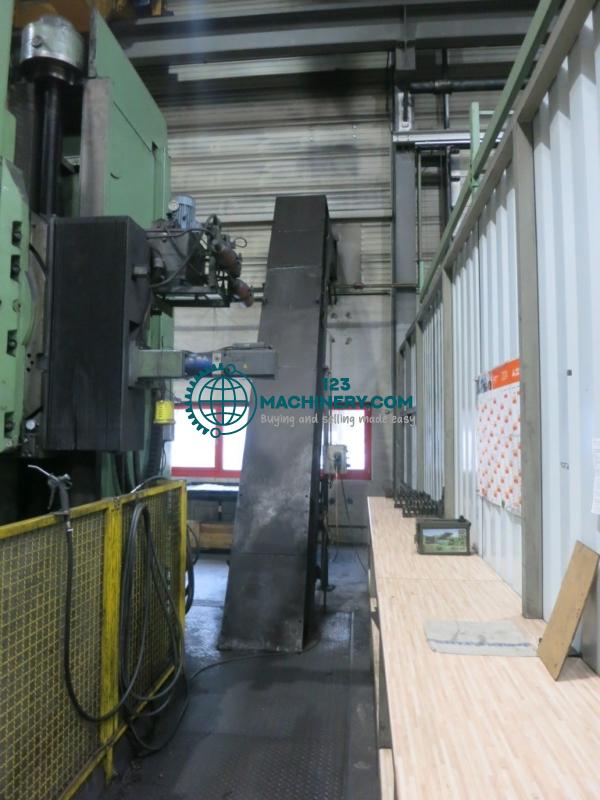 Afficher l`annonce Karusselldrehmaschine - Doppelständer